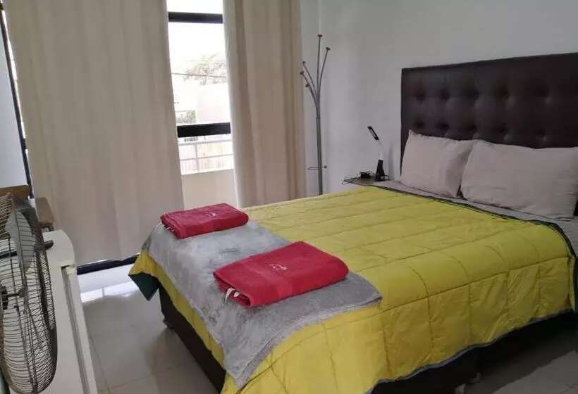 هتل Del Valle House Ii