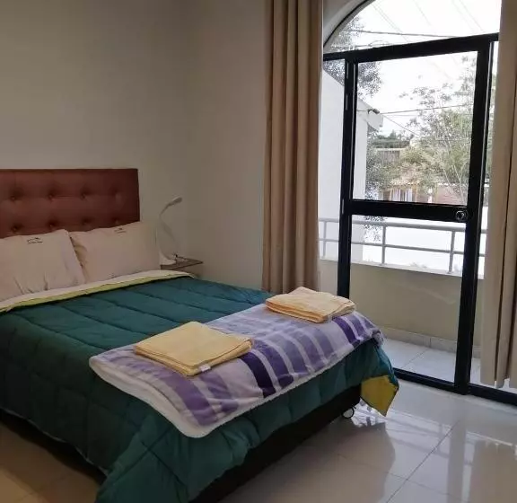 هتل Del Valle House Ii