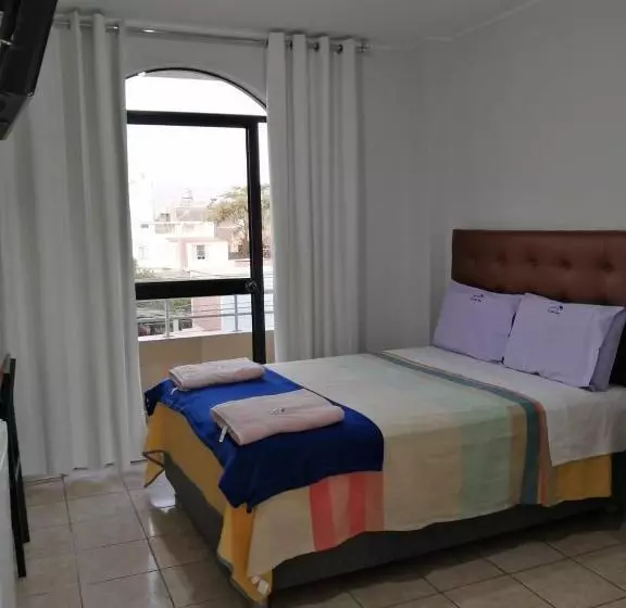 هتل Del Valle House Ii