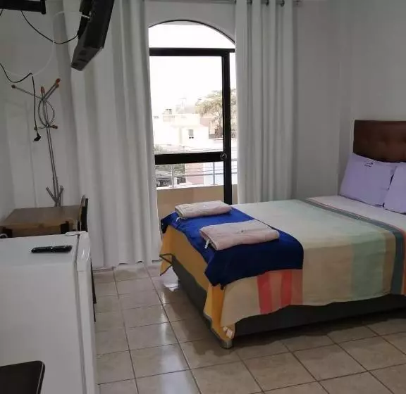 هتل Del Valle House Ii