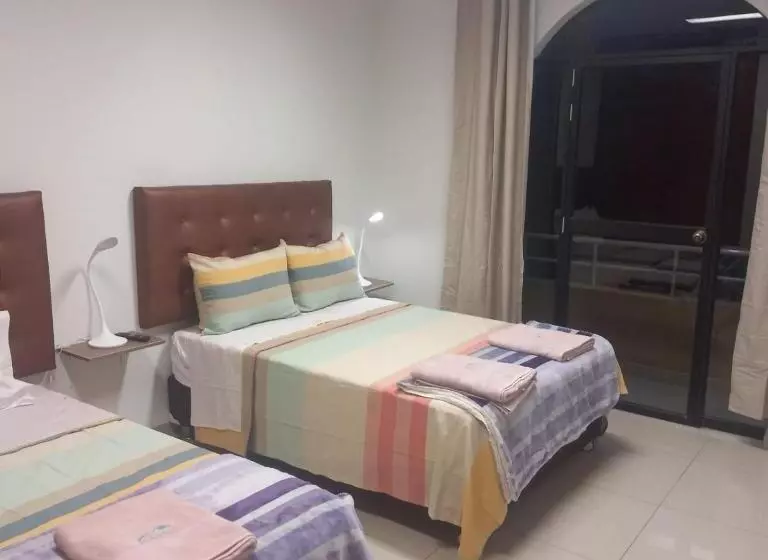 هتل Del Valle House Ii