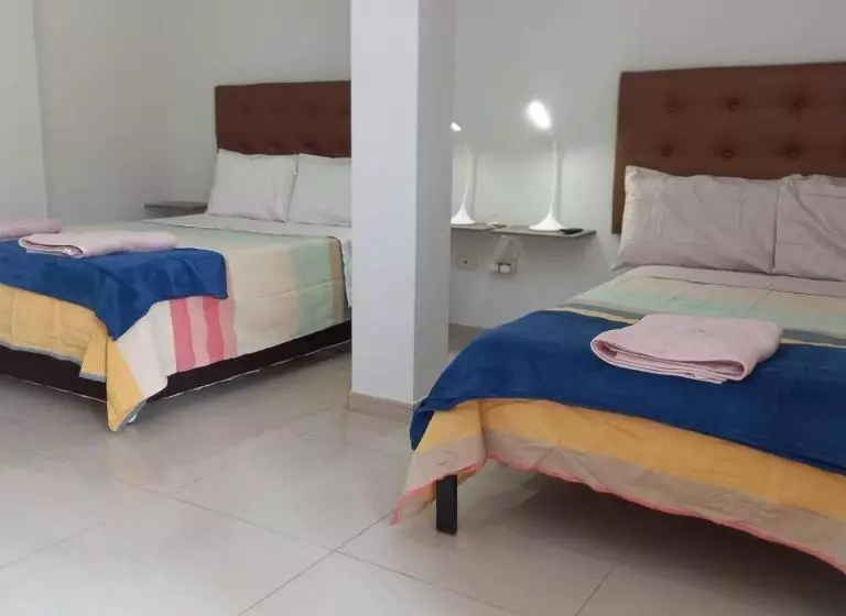 هتل Del Valle House Ii