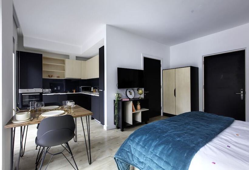 酒店 Destiny Student Dominick Place