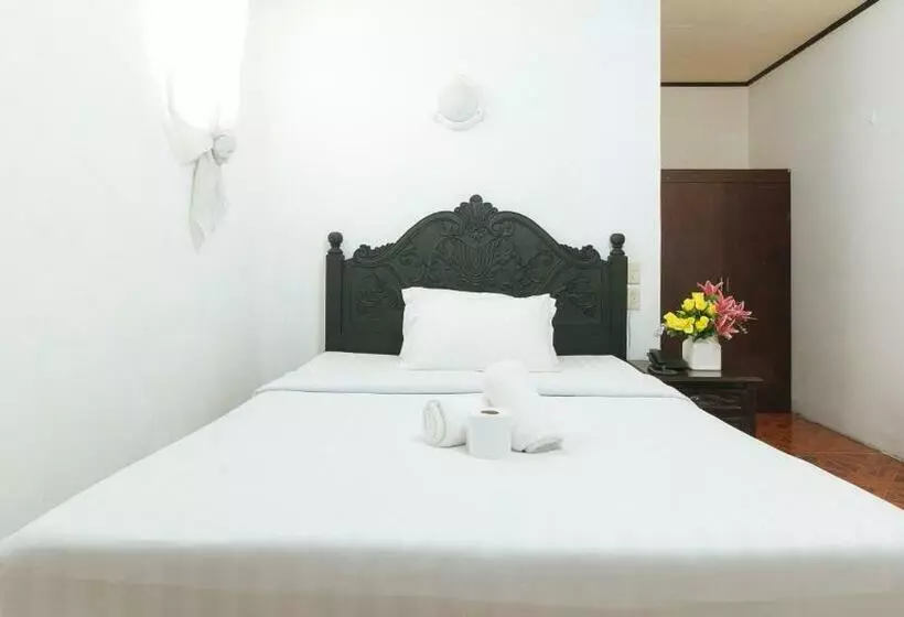 Hotelli Jb S Transient House