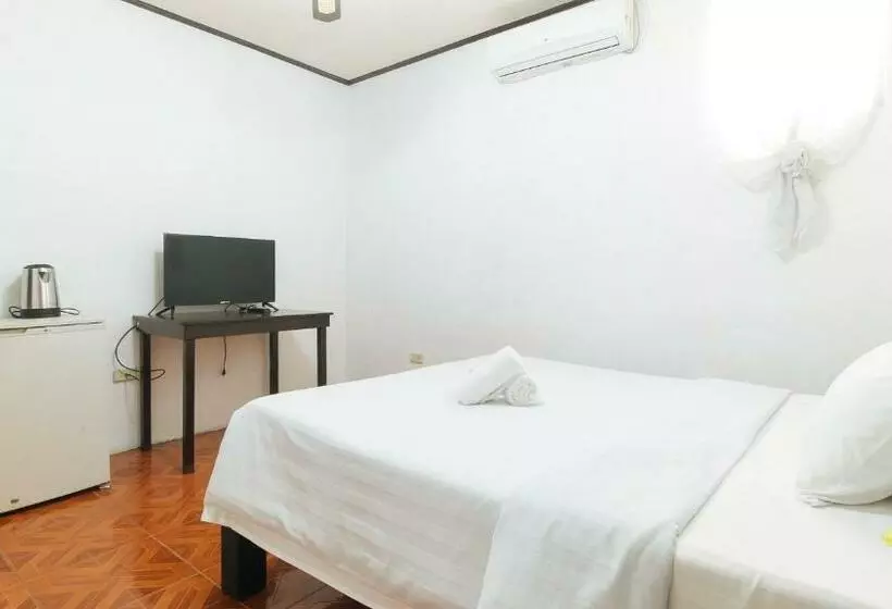 Hotelli Jb S Transient House