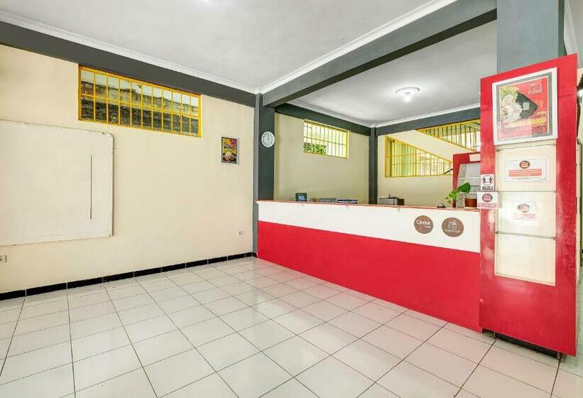 Hotel Oyo 90905 Dangau Datuk Guesthouse