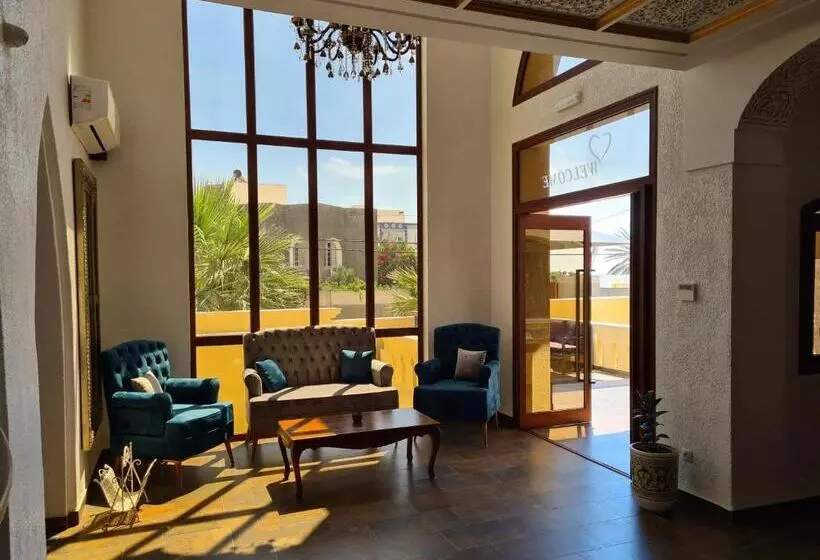 Mahdia   Baghdadi   Laourient Apartments, Restaurant, Café