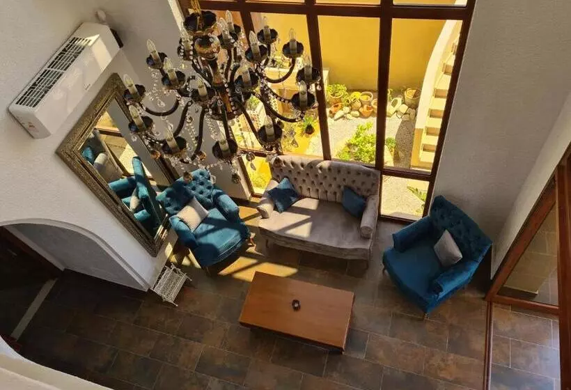 Mahdia   Baghdadi   Laourient Apartments, Restaurant, Café