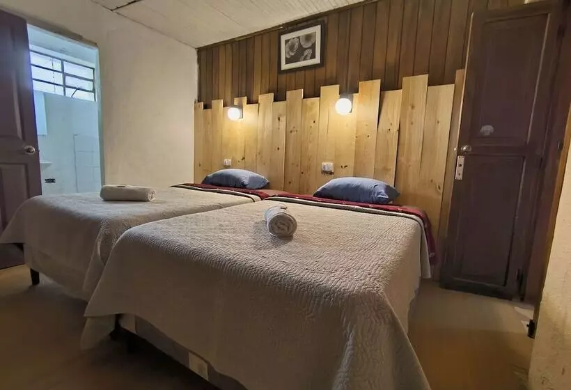 پانسیون Hostal Choja