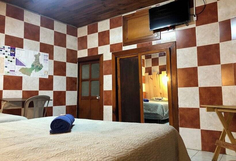 پانسیون Hostal Choja