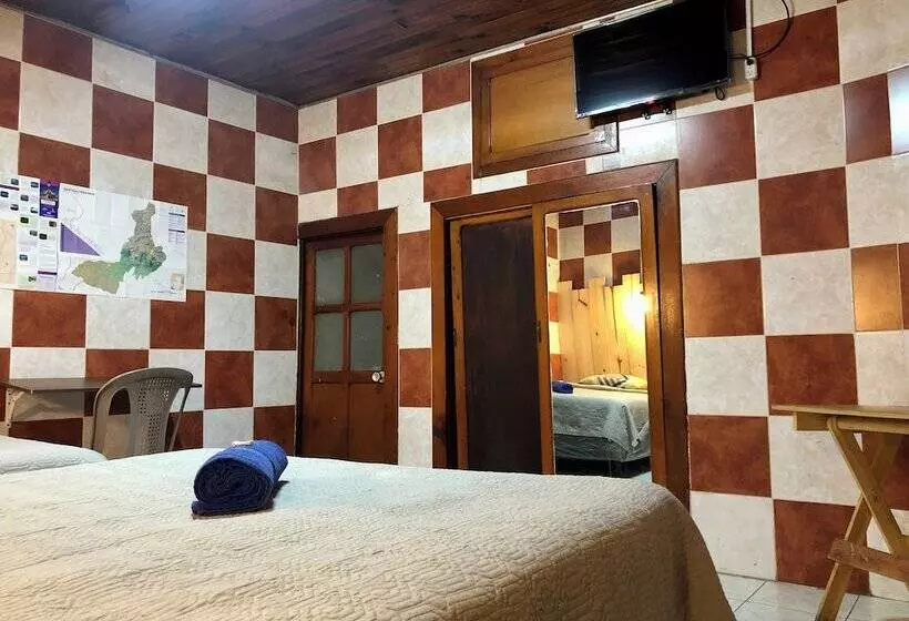 پانسیون Hostal Choja