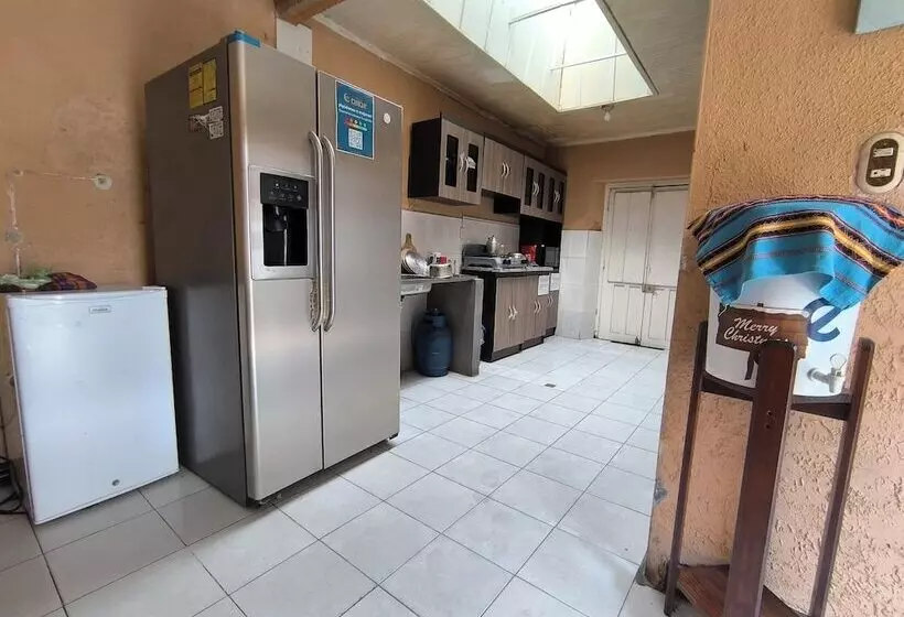 پانسیون Hostal Choja