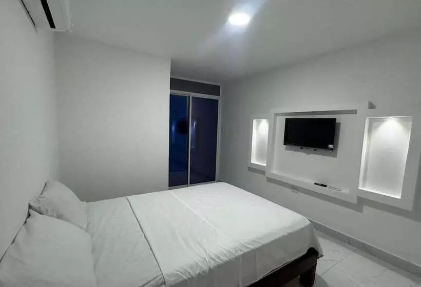 پانسیون Hostal Las Orquideas