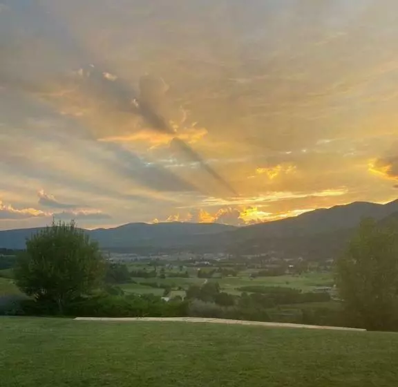 ベッドアンドブレックファースト Ca L’andreu Suites