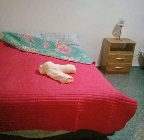 Aamiaismajoitus (B&B) Posada Mis Padres