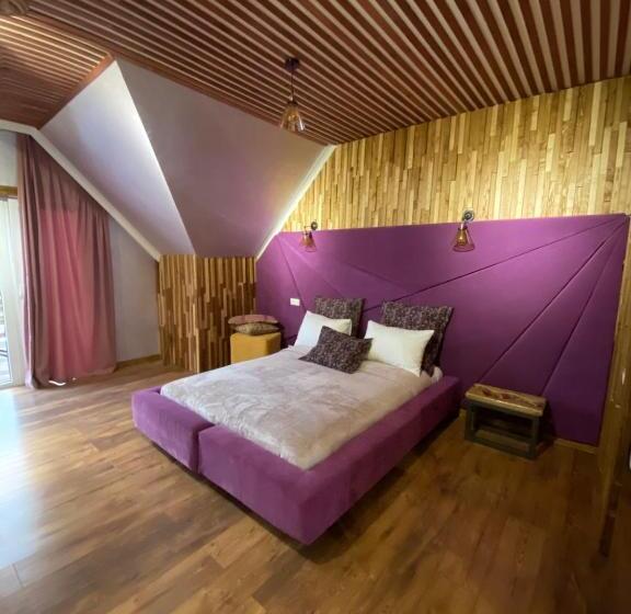 Otel Four Seasons In Carpathians