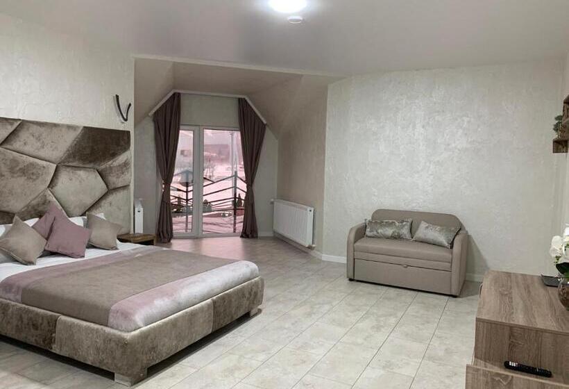 Otel Four Seasons In Carpathians