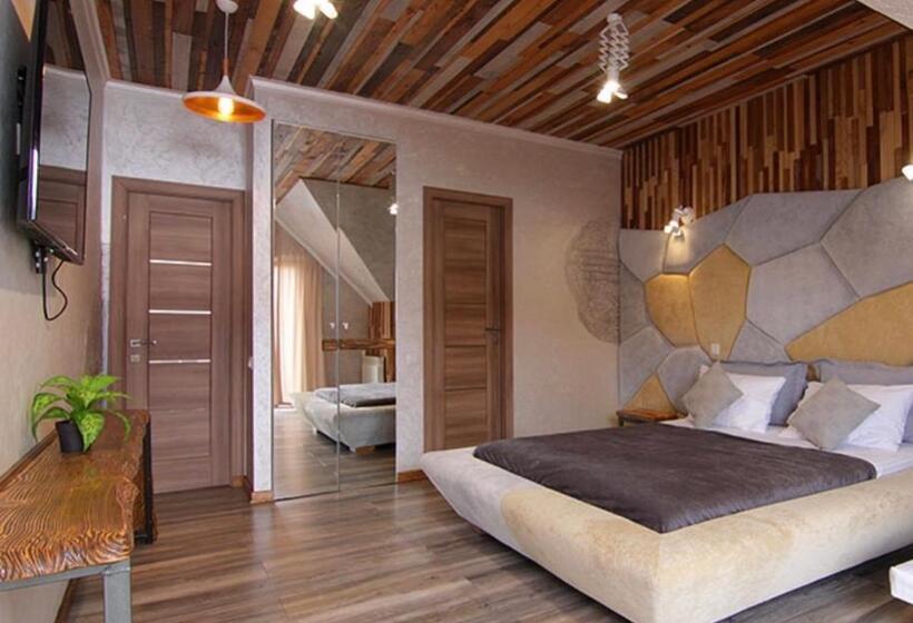 Otel Four Seasons In Carpathians