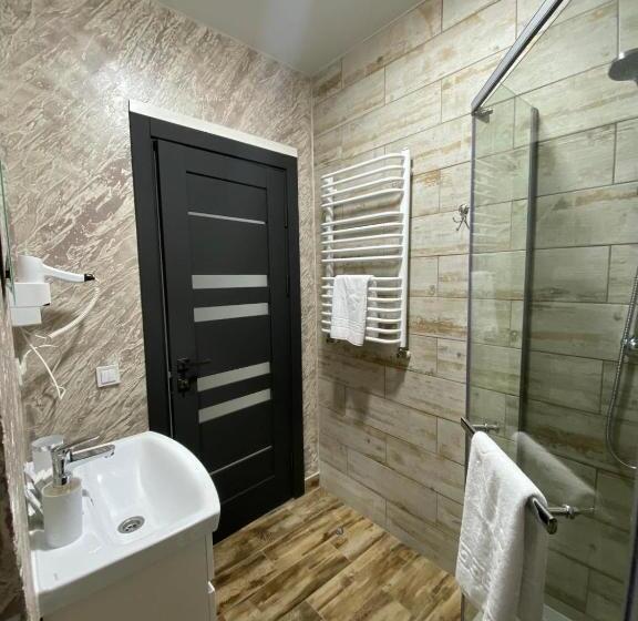 Otel Four Seasons In Carpathians