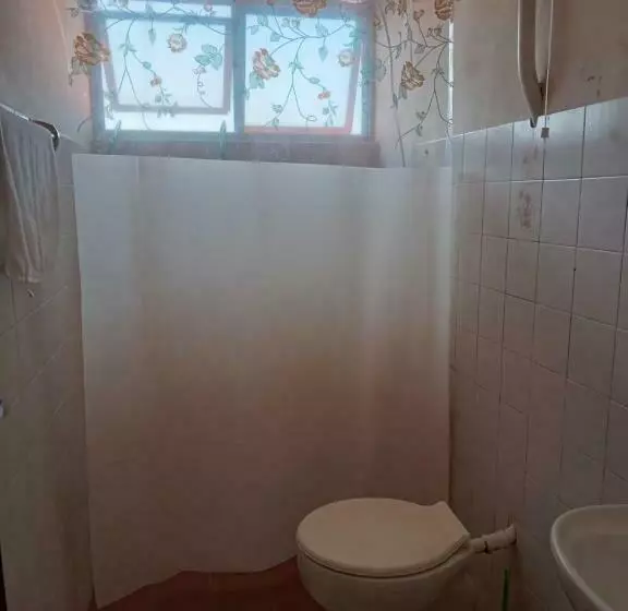 Majatalo Pousada Fênix,com Piscina  250 Metros Da Praia