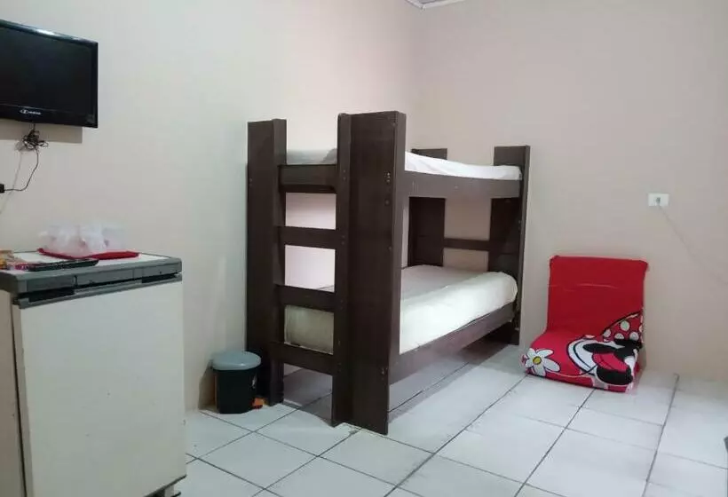 Majatalo Pousada Fênix,com Piscina  250 Metros Da Praia