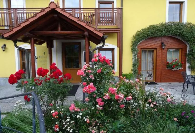 ベッドアンドブレックファースト Gestehof Hetzenberg