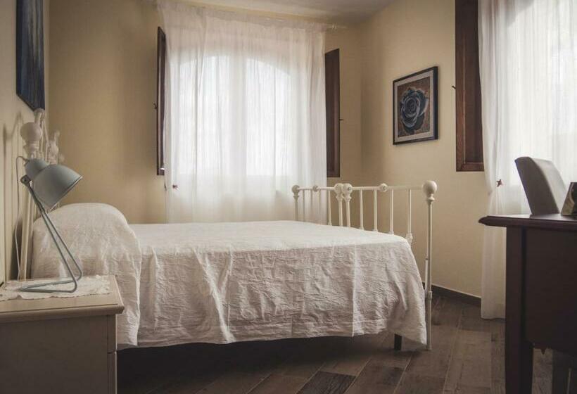 ホテル Agriturismo Ragozzino / De Marco