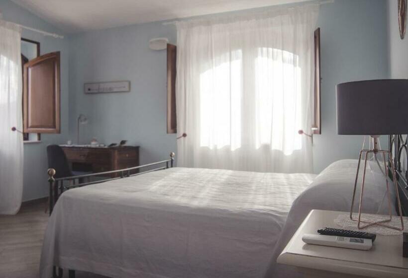 ホテル Agriturismo Ragozzino / De Marco