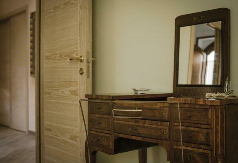 ホテル Agriturismo Ragozzino / De Marco