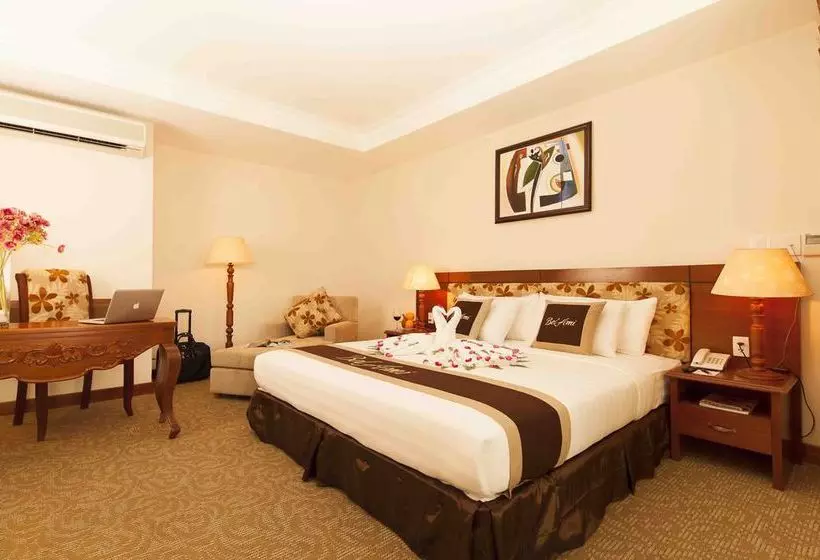 ホテル Ttc   Tan Binh