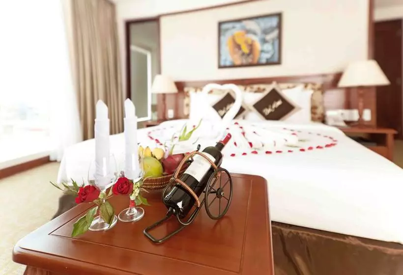 ホテル Ttc   Tan Binh