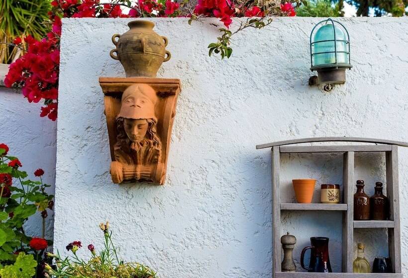 Отель Classic Apartments