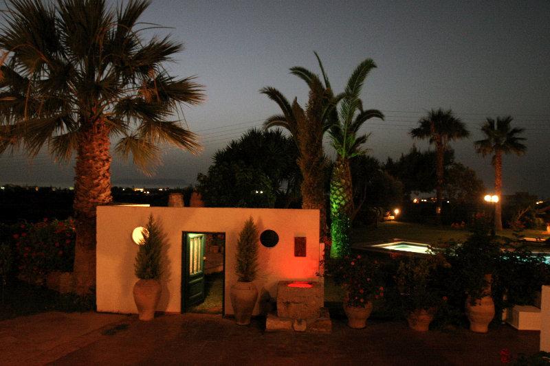 Отель Classic Apartments