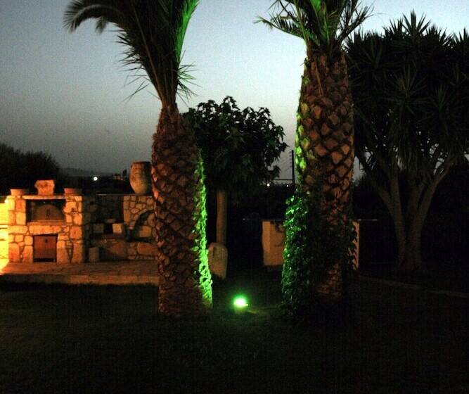 Отель Classic Apartments