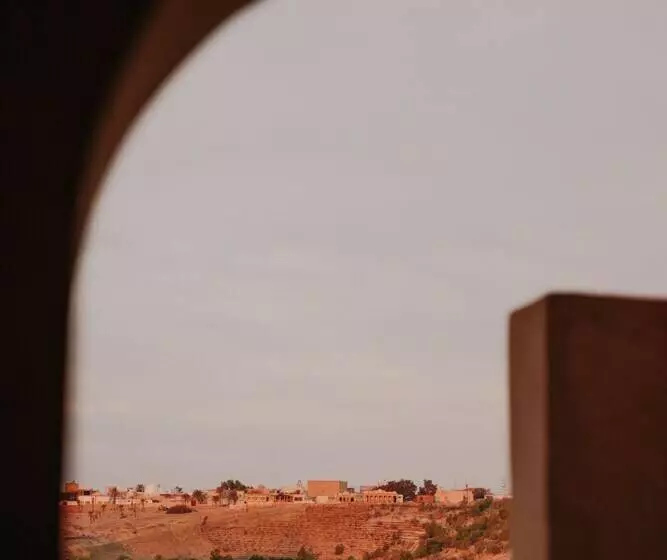 בית מלון כפרי Dar Hi