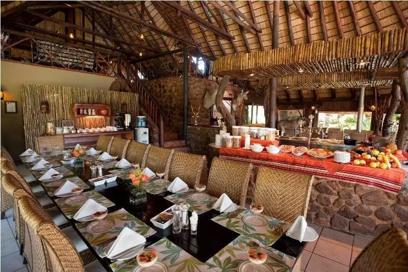ホテル Ditholo Game Lodge
