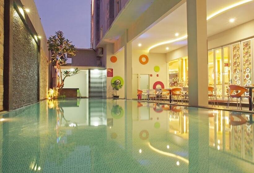 Favehotel Kusumanegara