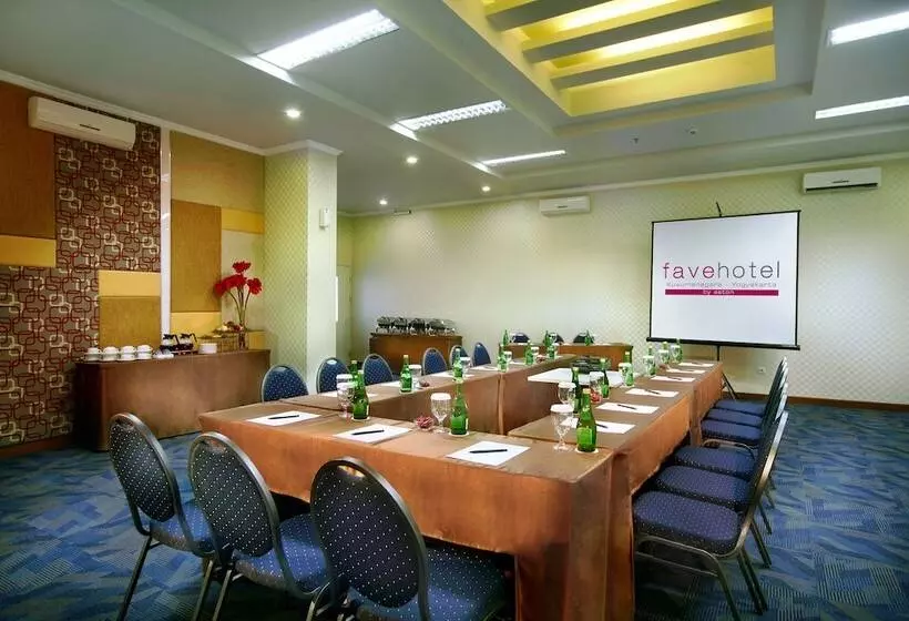 Favehotel Kusumanegara