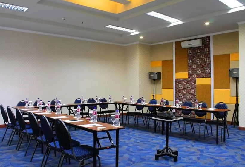 Favehotel Kusumanegara