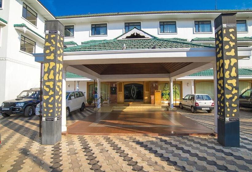 Golf View Hotel & Suites