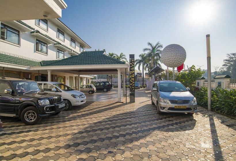 Golf View Hotel & Suites