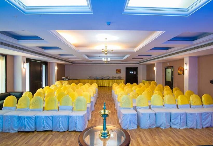 Golf View Hotel & Suites