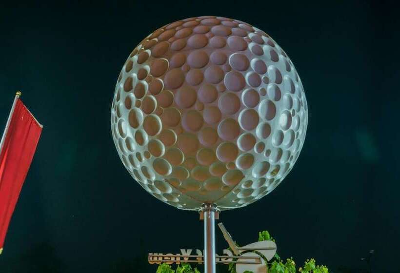 Golf View Hotel & Suites