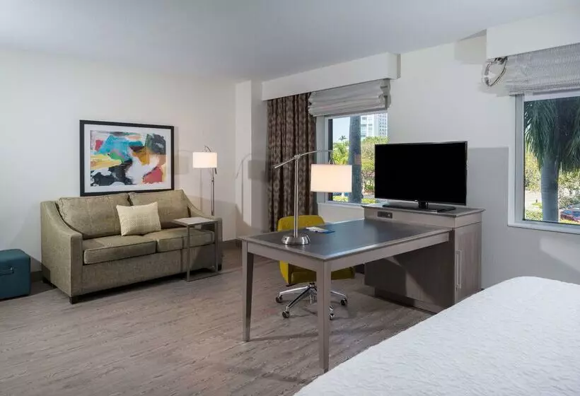 호텔 Hampton Inn & Suites Miami Wynwood Design District
