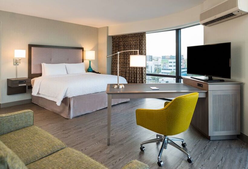 ホテル Hampton Inn & Suites Miami Wynwood Design District