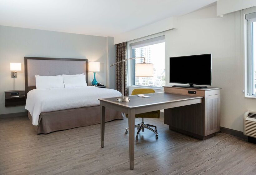 ホテル Hampton Inn & Suites Miami Wynwood Design District