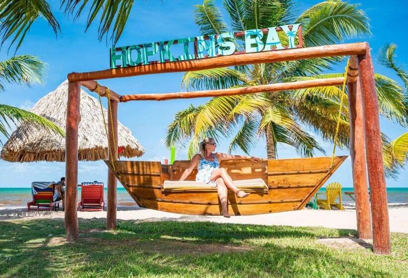 ホテル Hopkins Bay Belize a Muy'Ono Resort