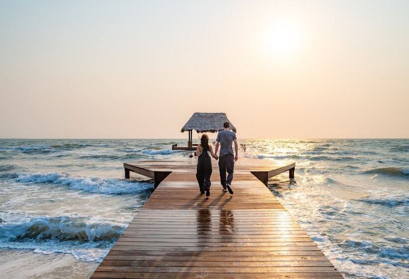 ホテル Hopkins Bay Belize a Muy'Ono Resort