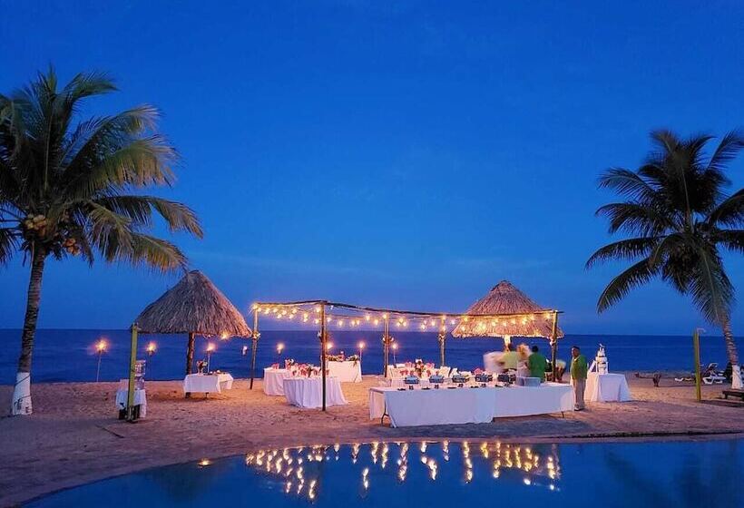 ホテル Hopkins Bay Belize a Muy'Ono Resort