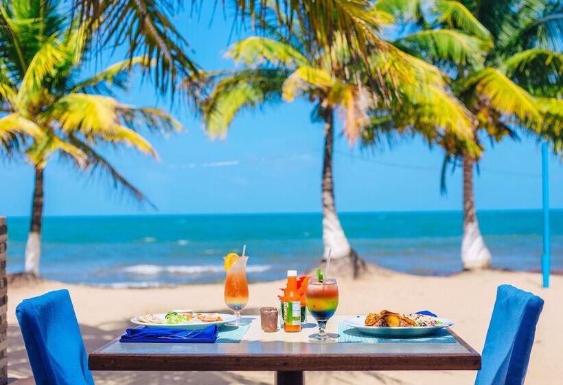 ホテル Hopkins Bay Belize a Muy'Ono Resort